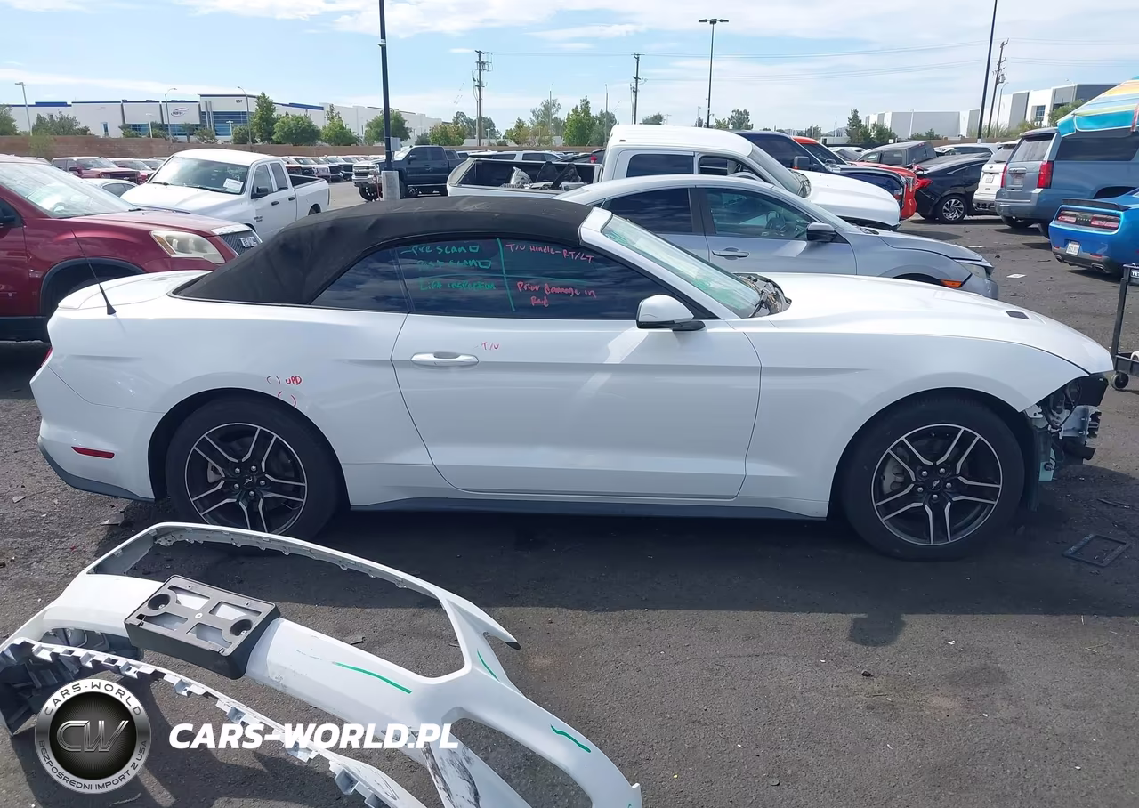 2018 Ford Mustang Ecoboost Premium VIN:1FATP8UH7J5142654 - 14