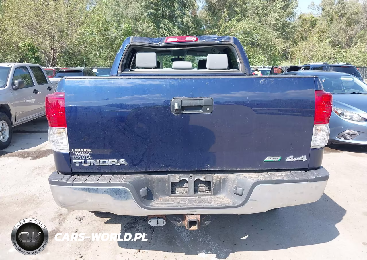 2011 Toyota Tundra Grade 5.7L V8 VIN:5TFDW5F19BX198925 - 17