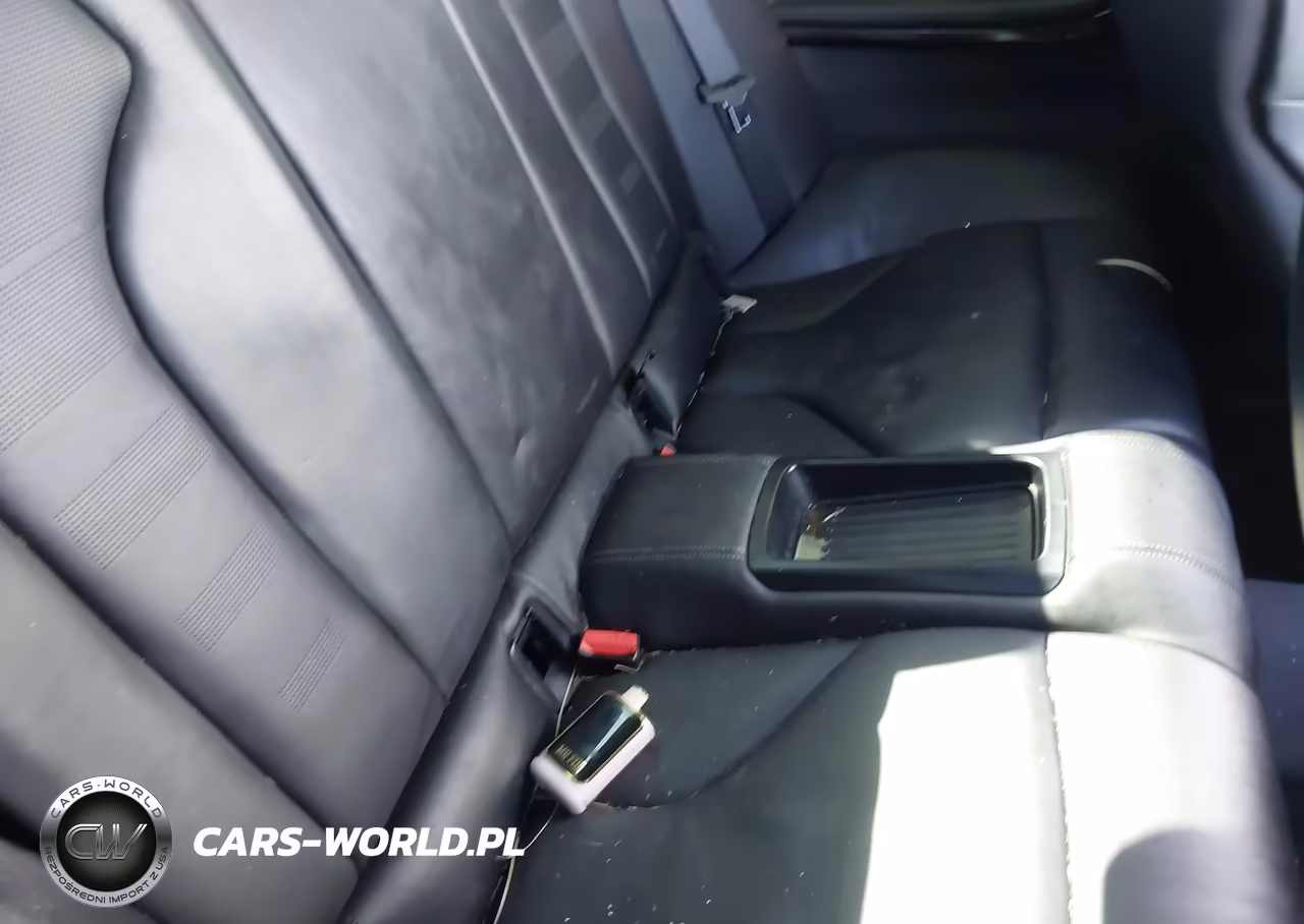 2015 BMW M4 VIN:WBS3R9C52FK329982 - 8