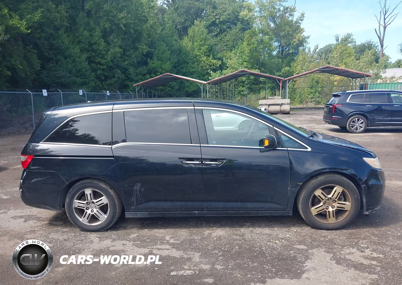 2011 Honda Odyssey Touring-Touring Elite VIN:5FNRL5H91BB056614 - 13