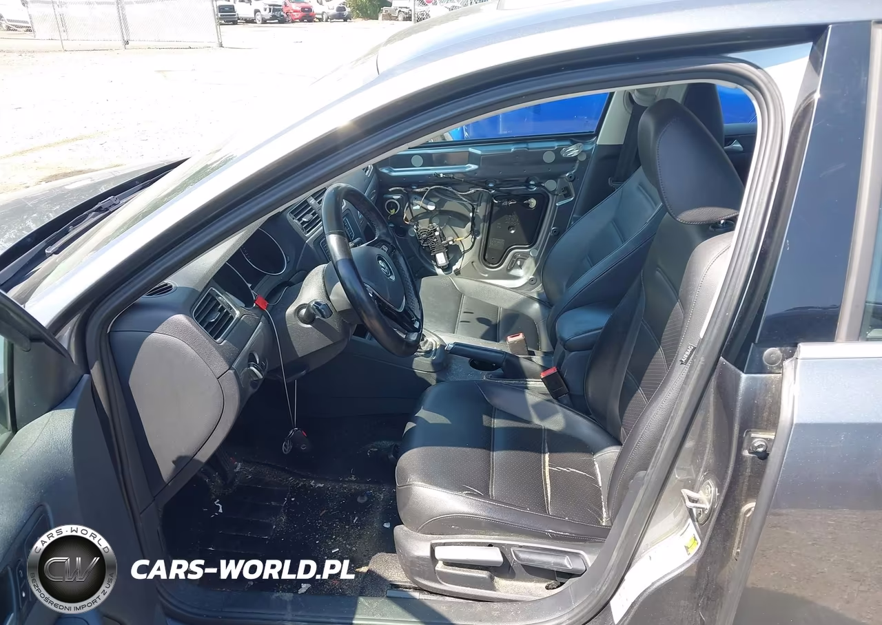 2017 Volkswagen Jetta 1.4T Se VIN:3VWDB7AJXHM404621 - 5