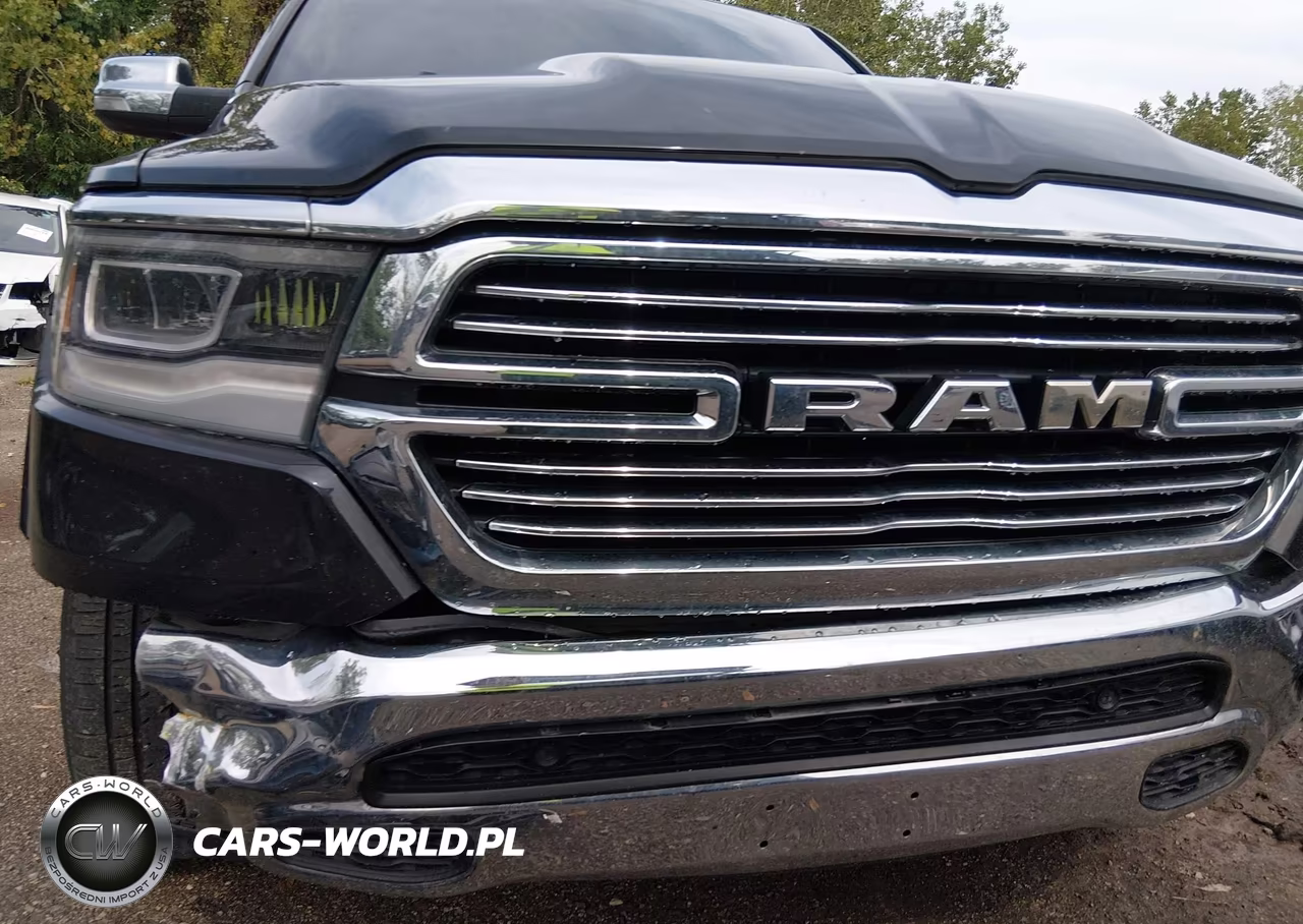 2019 Ram 1500 Laramie 4X4 5'7 Box VIN:1C6SRFJT3KN918039 - 6