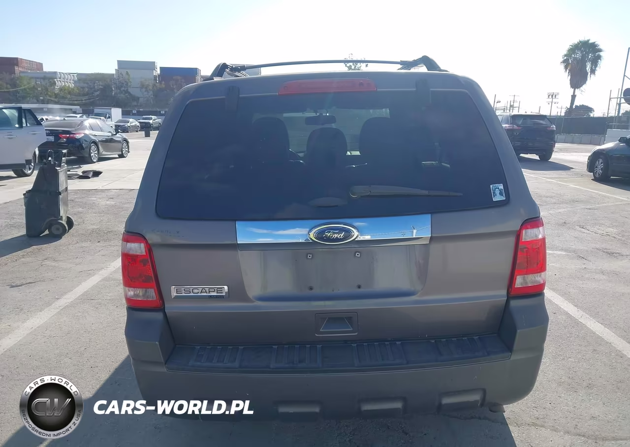 2011 Ford Escape Limited VIN:1FMCU0E70BKB00092 - 17