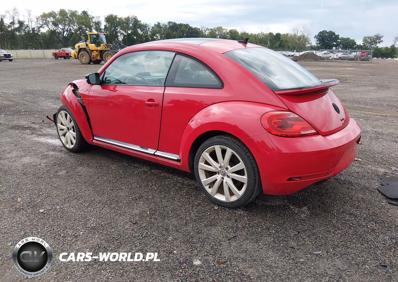 2013 Volkswagen Beetle R-Line VIN:3VW4T7AT7DM685771 - 3