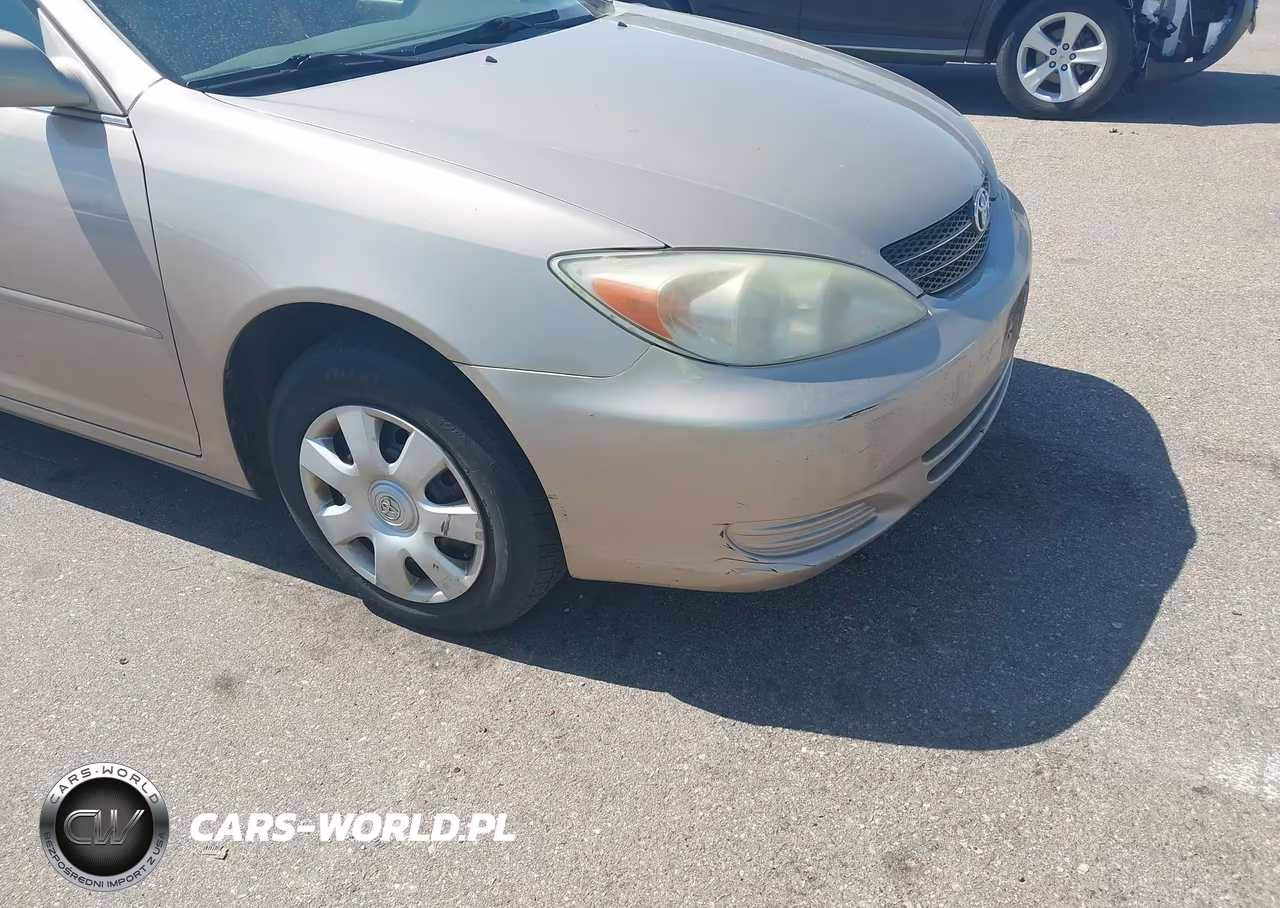 2003 Toyota Camry Le VIN:4T1BE30K33U664041 - 17