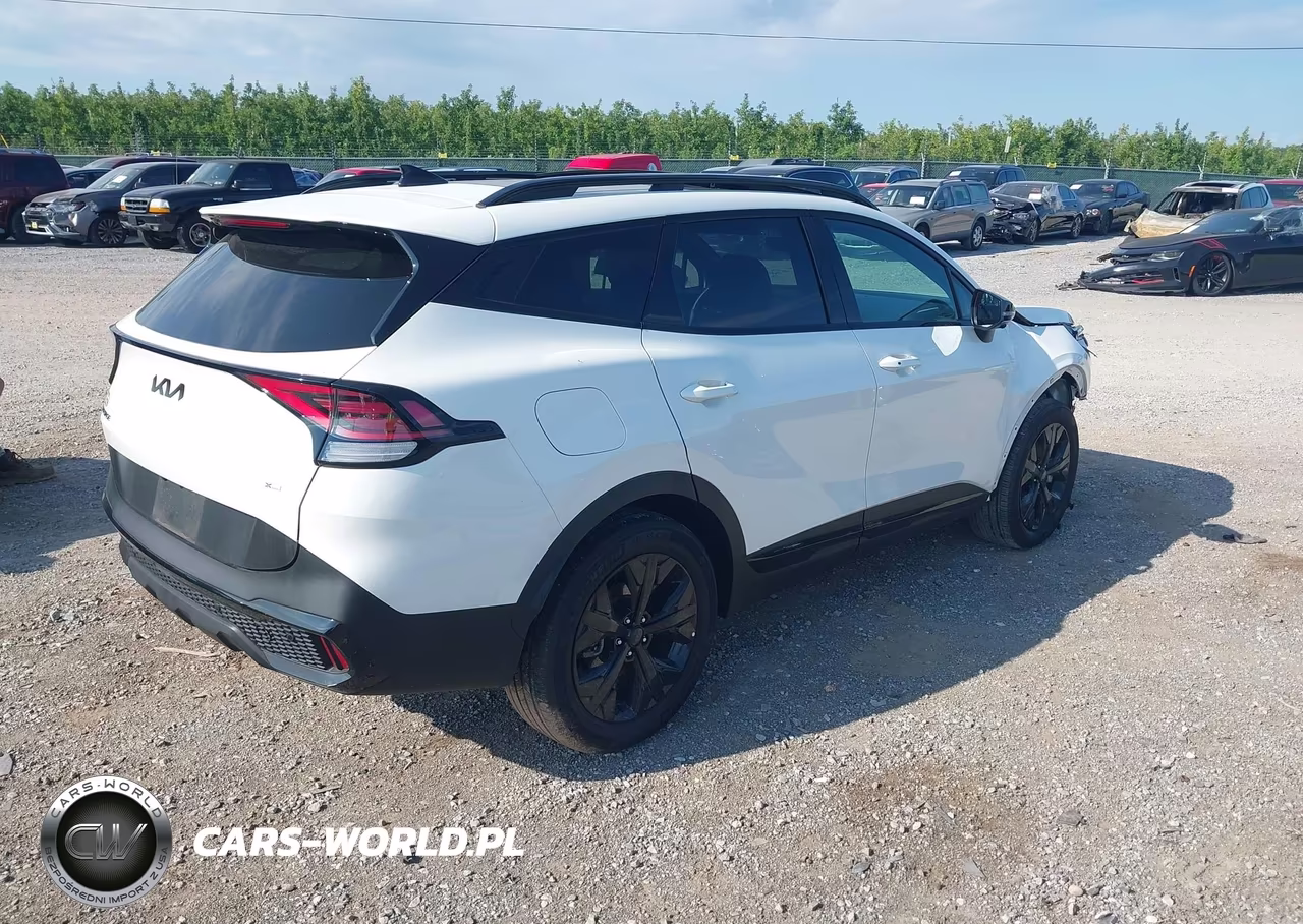 2025 Kia Sportage Plug-In Hybrid X-Line Prestige VIN:KNDPZDDH2S7178403 - 4