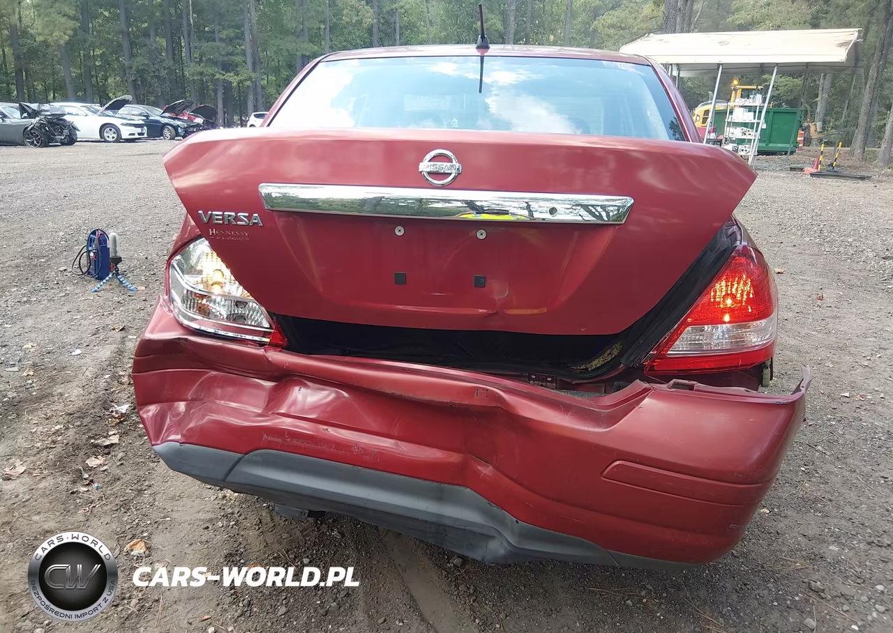 2010 Nissan Versa 1.8S VIN:3N1BC1AP2AL428953 - 6