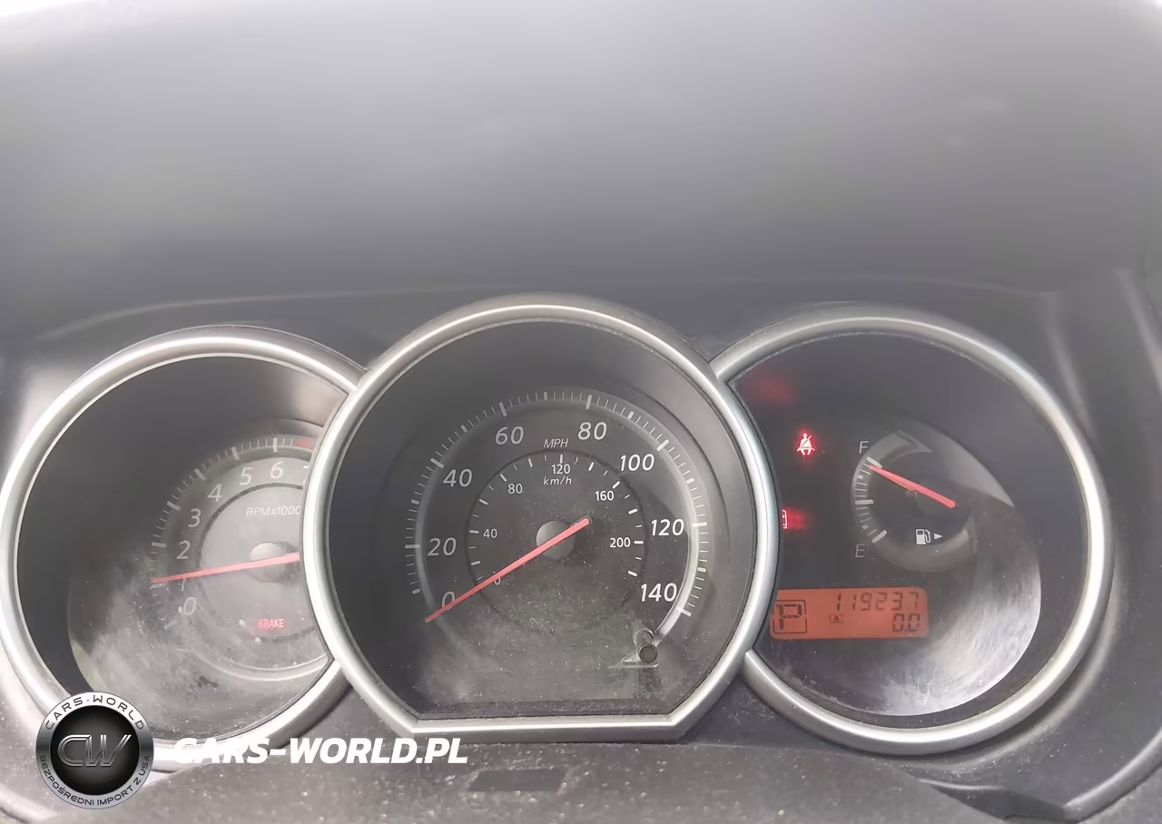2010 Nissan Versa 1.8S VIN:3N1BC1AP2AL428953 - 7