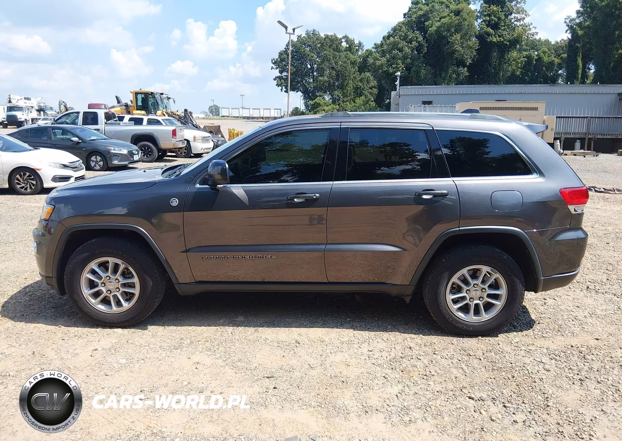 2019 Jeep Grand Cherokee Laredo E 4X4 VIN:1C4RJFAG1KC837036 - 14