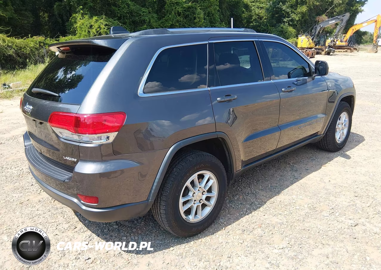 2019 Jeep Grand Cherokee Laredo E 4X4 VIN:1C4RJFAG1KC837036 - 4