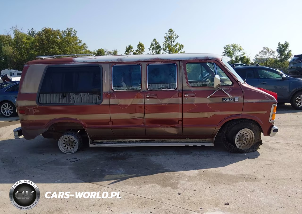 1985 Dodge Van VIN:2B6HB23TXFK316905 - 13