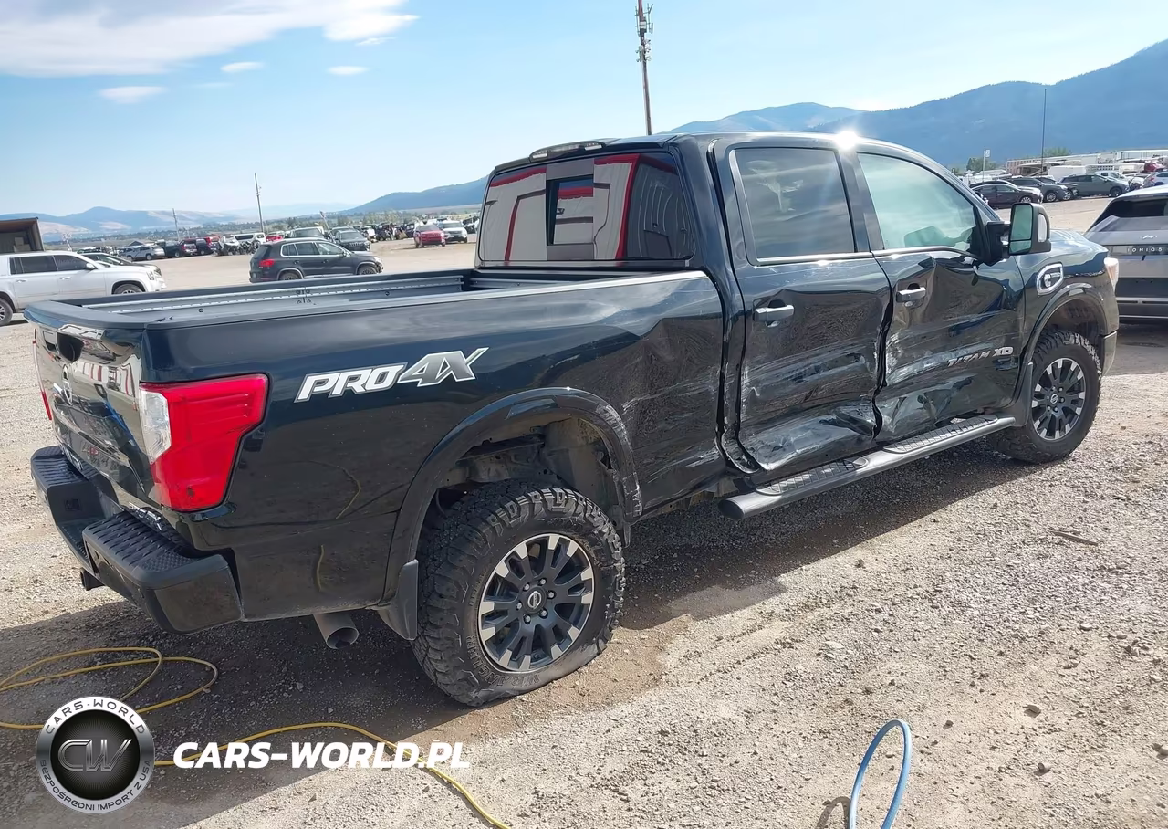 2019 Nissan Titan Xd Pro-4X Diesel VIN:1N6BA1F42KN523741 - 4