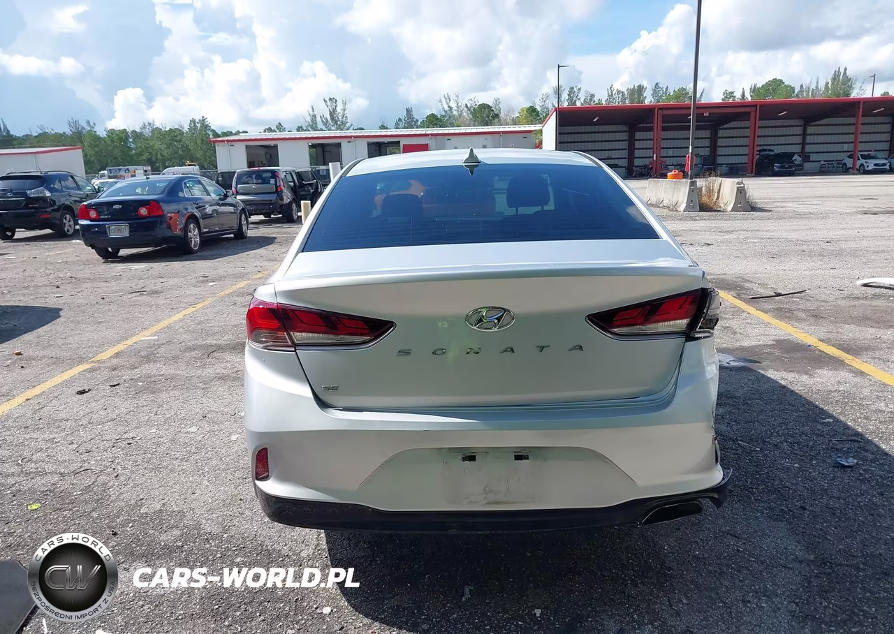 2018 Hyundai Sonata Se VIN:5NPE24AF6JH713936 - 16