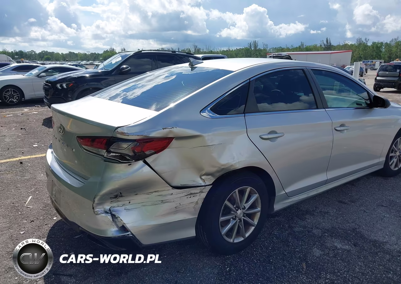 2018 Hyundai Sonata Se VIN:5NPE24AF6JH713936 - 6