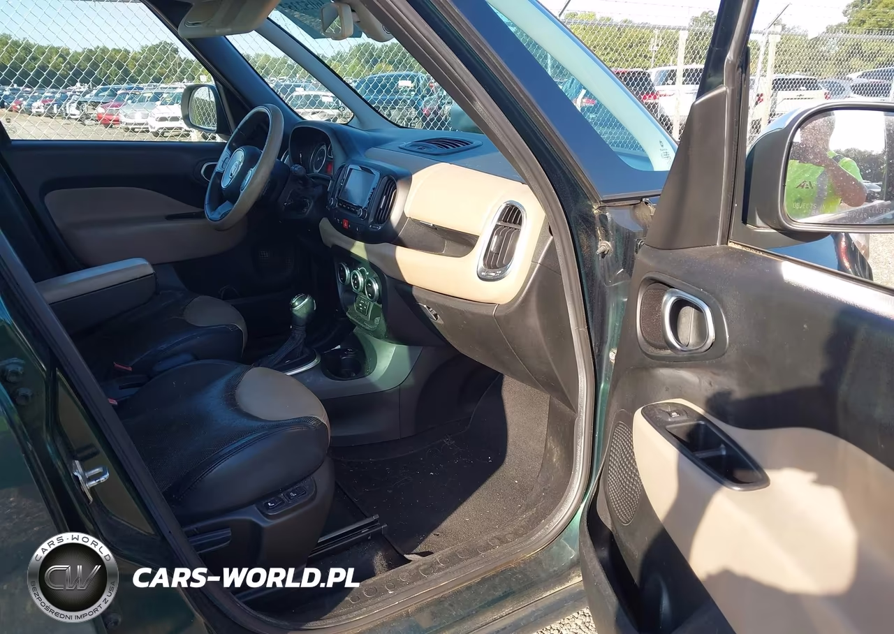 2014 Fiat 500L Lounge VIN:ZFBCFACH6EZ013795 - 5