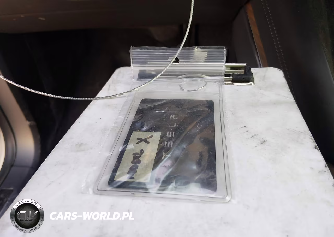 2022 Tesla Model X Dual Motor All-Wheel Drive VIN:7SAXCAE53NF344823 - 11
