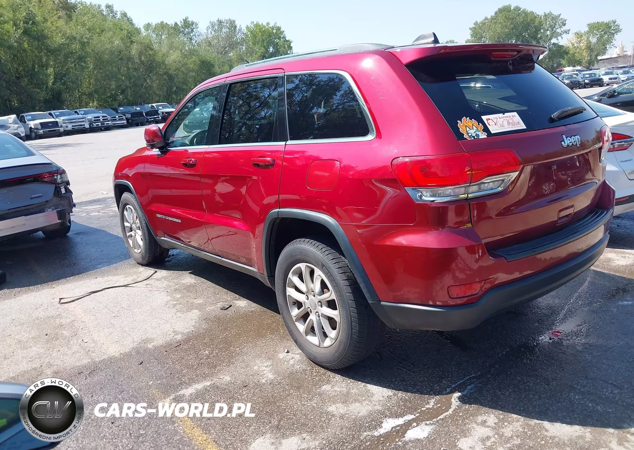 2015 Jeep Grand Cherokee Laredo VIN:1C4RJFAG5FC697000 - 3