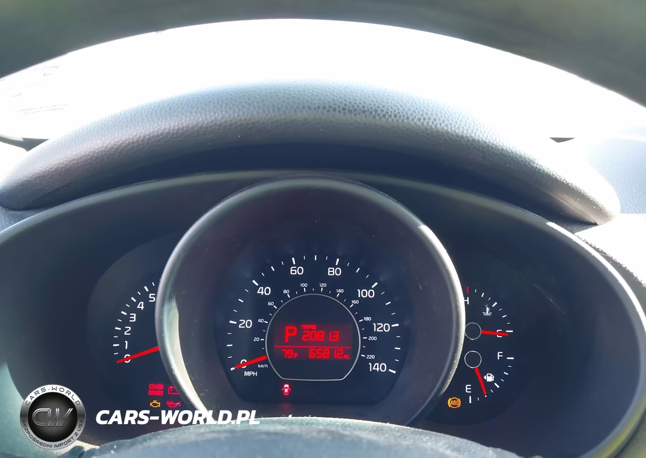 2015 Kia Soul VIN:KNDJN2A21F7780267 - 7