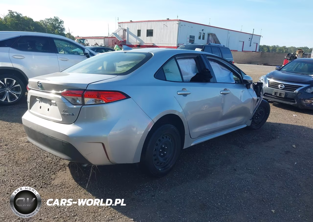 2024 Toyota Corolla Hybrid Le VIN:JTDBCMFE0R3066327 - 4