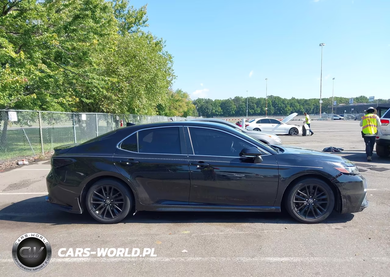 2022 Toyota Camry Se Awd VIN:4T1G11BK3NU072516 - 16