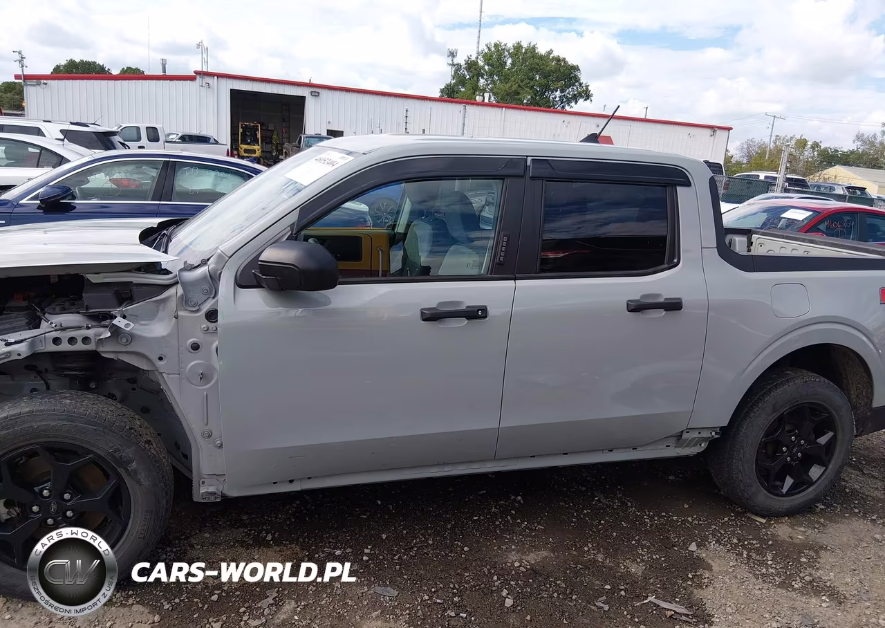 2023 Ford Maverick Xlt VIN:3FTTW8F9XPRA88565 - 15