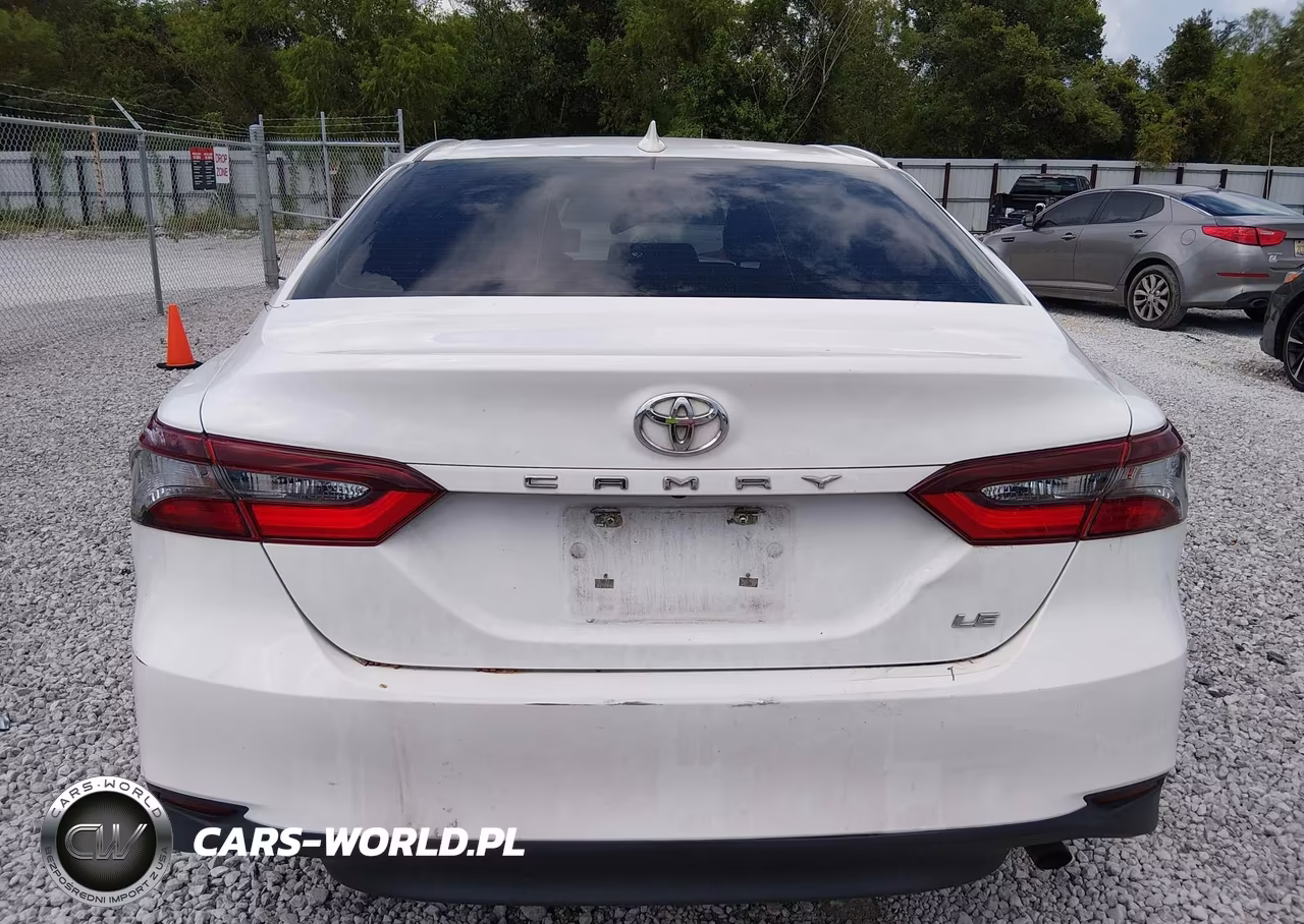 2022 Toyota Camry Le VIN:4T1C11AK2NU667115 - 15