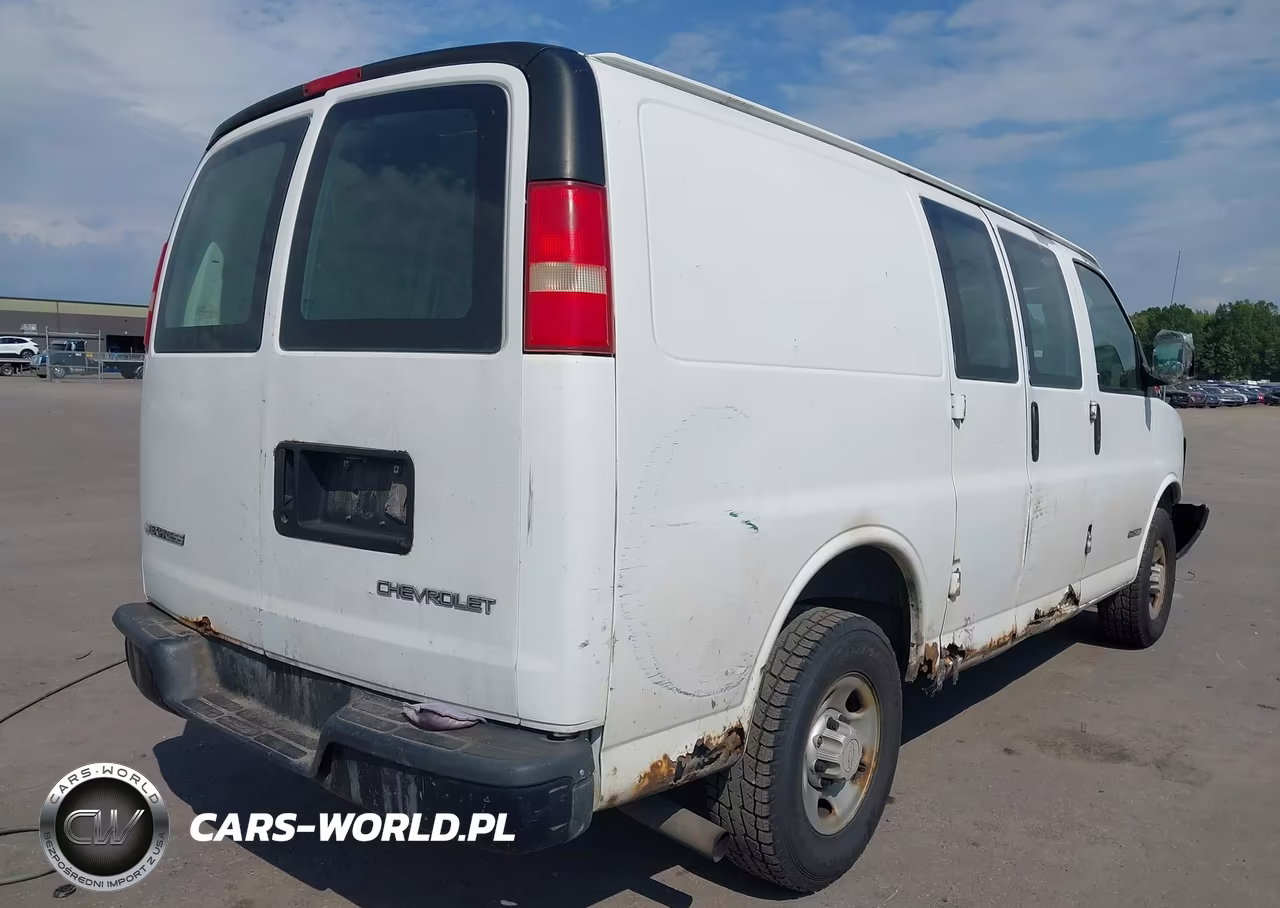 2006 Chevrolet Express Work Van VIN:1GCGG25VX61174834 - 4
