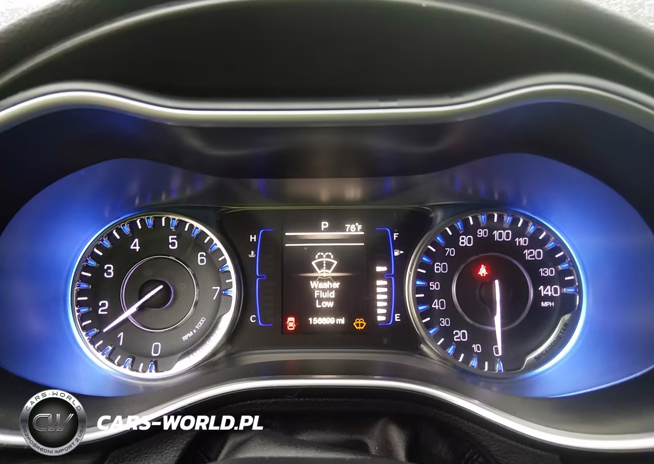 2015 Chrysler 200 Limited VIN:1C3CCCAB3FN692874 - 7