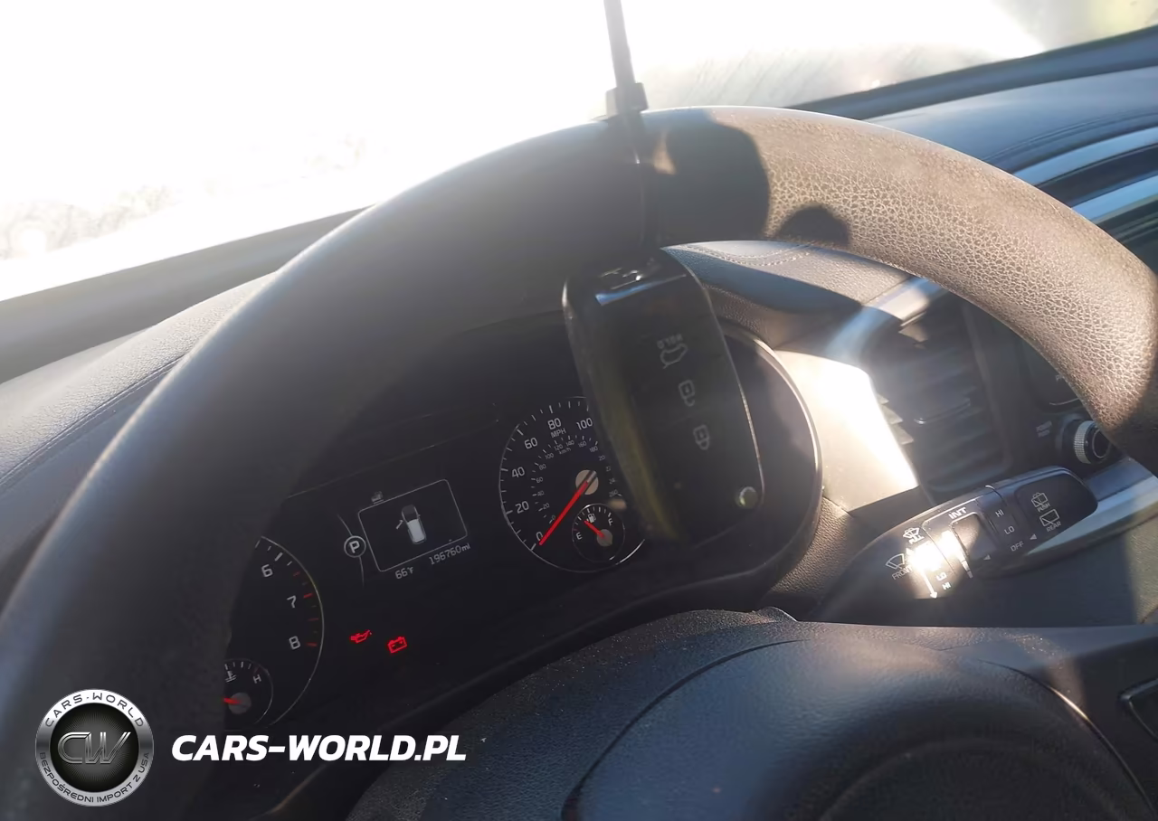 2018 Kia Sorento 3.3L Lx VIN:5XYPGDA51JG420888 - 11
