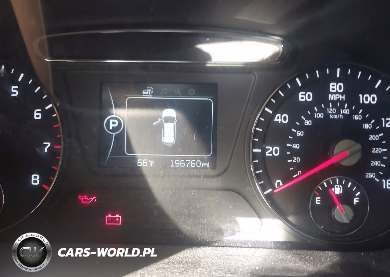2018 Kia Sorento 3.3L Lx VIN:5XYPGDA51JG420888 - 15