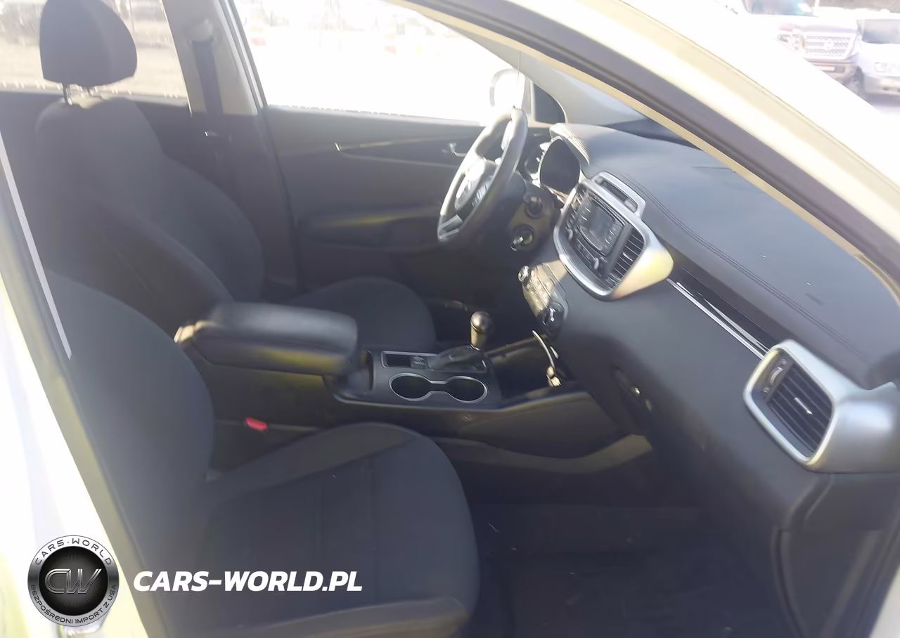 2018 Kia Sorento 3.3L Lx VIN:5XYPGDA51JG420888 - 5