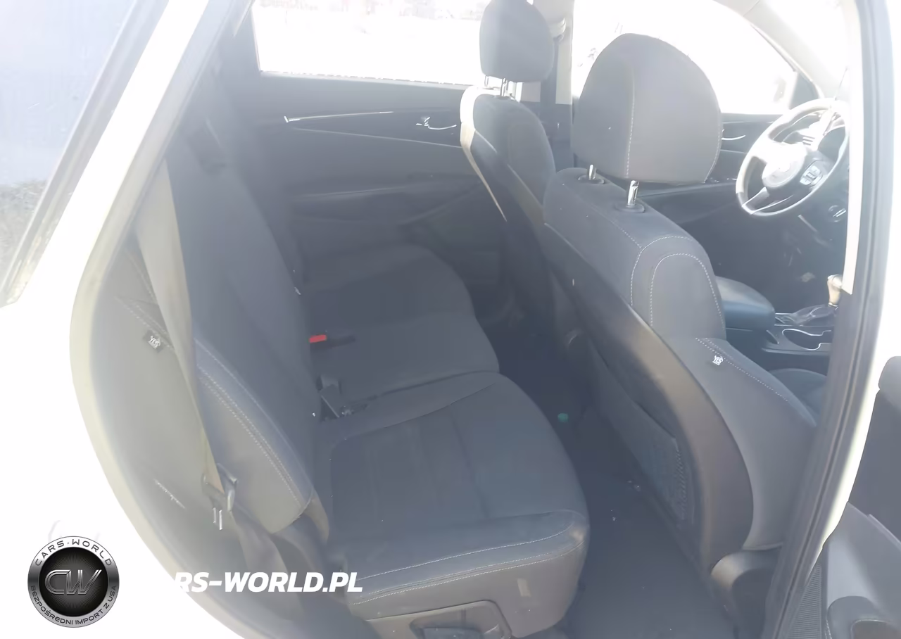2018 Kia Sorento 3.3L Lx VIN:5XYPGDA51JG420888 - 8