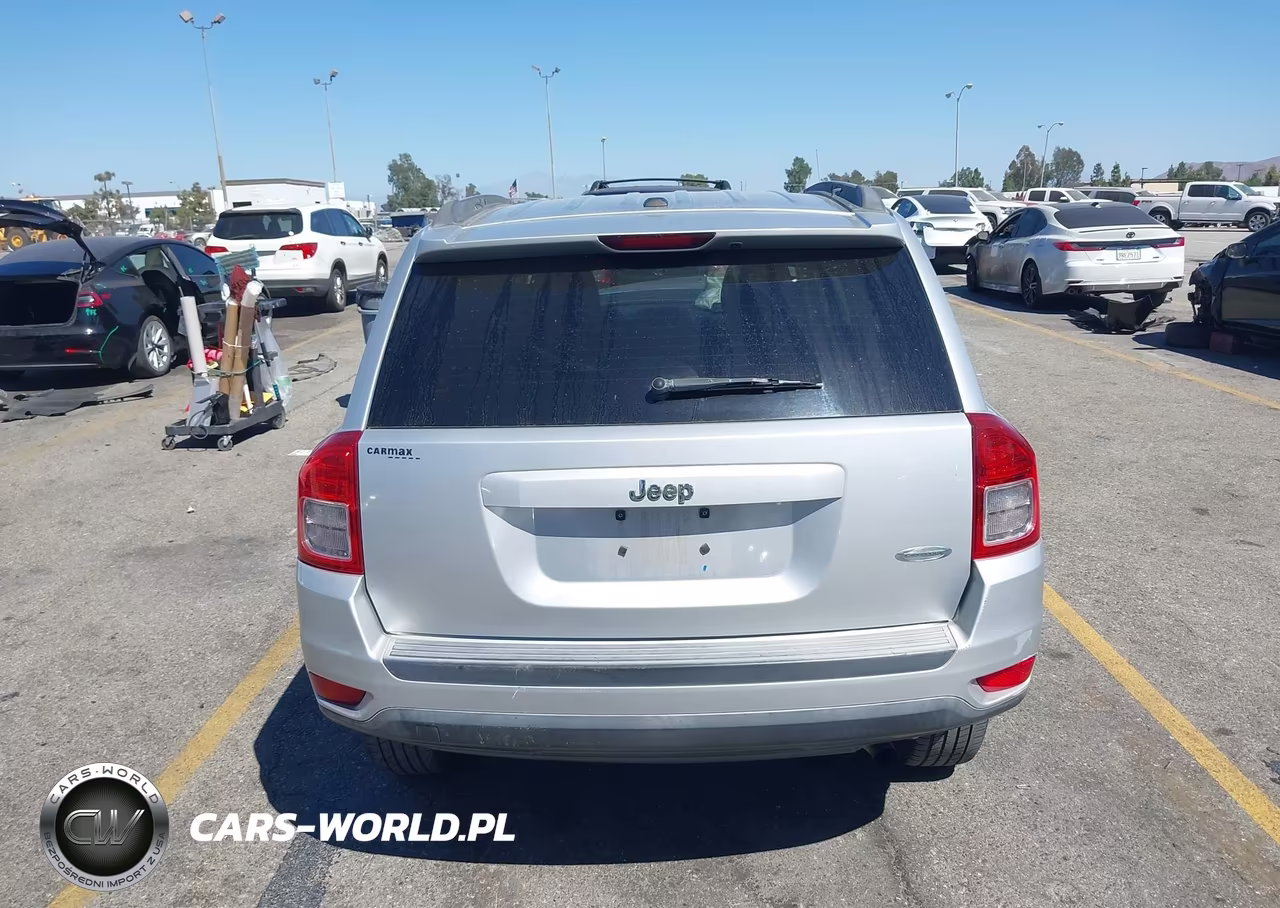 2012 Jeep Compass Latitude VIN:1C4NJCEA1CD651690 - 17
