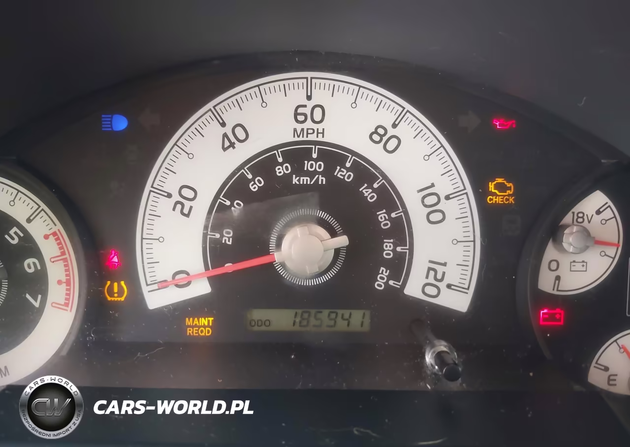 2008 Toyota Fj Cruiser VIN:JTEZU11F28K003692 - 7