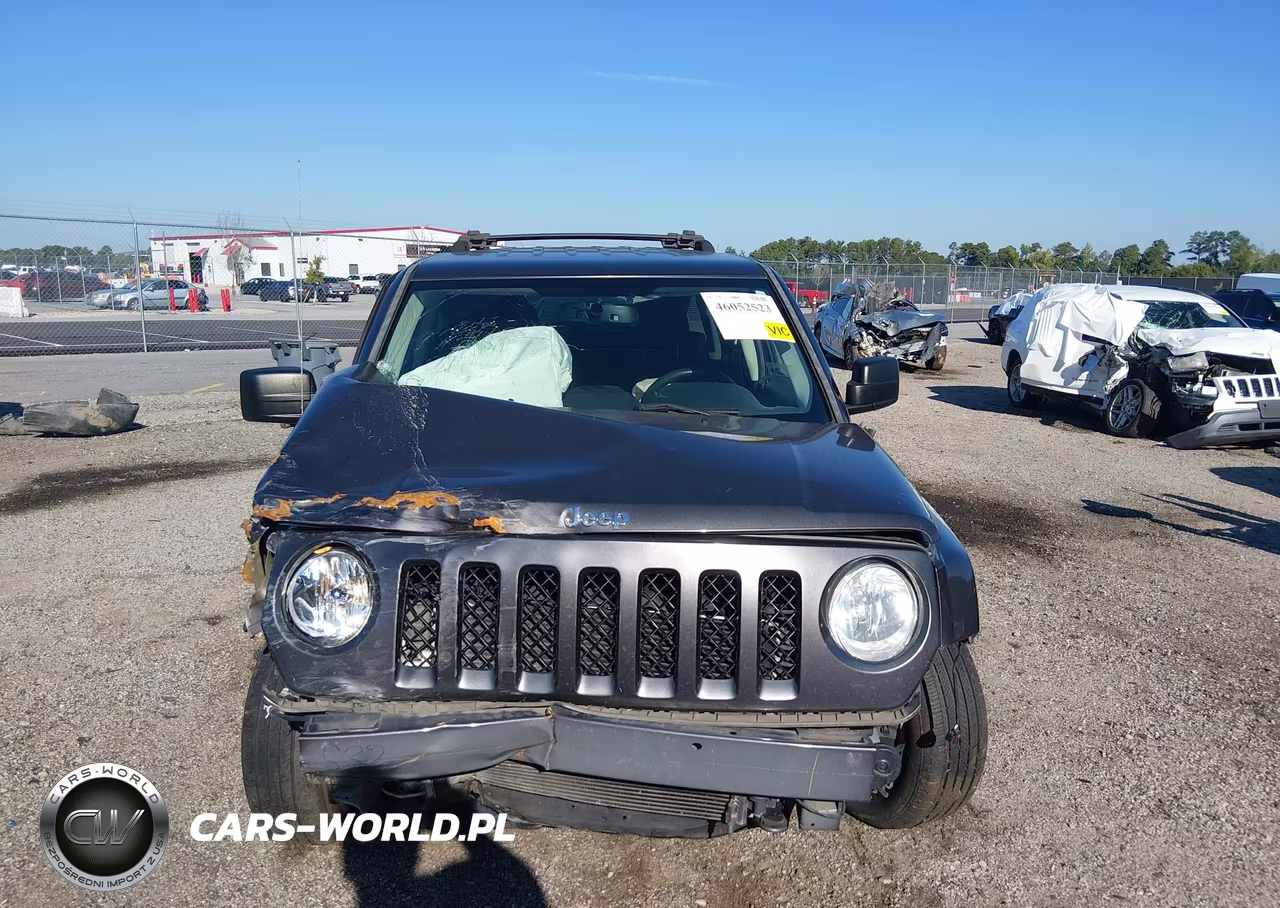 2015 Jeep Patriot Latitude VIN:1C4NJPFA4FD377024 - 13