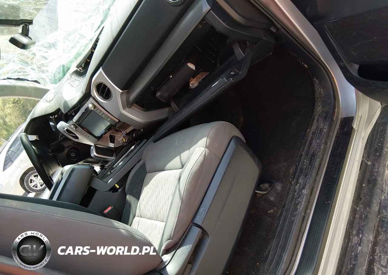 2016 Toyota Tundra Sr5 5.7L V8 VIN:5TFUY5F14GX512448 - 5