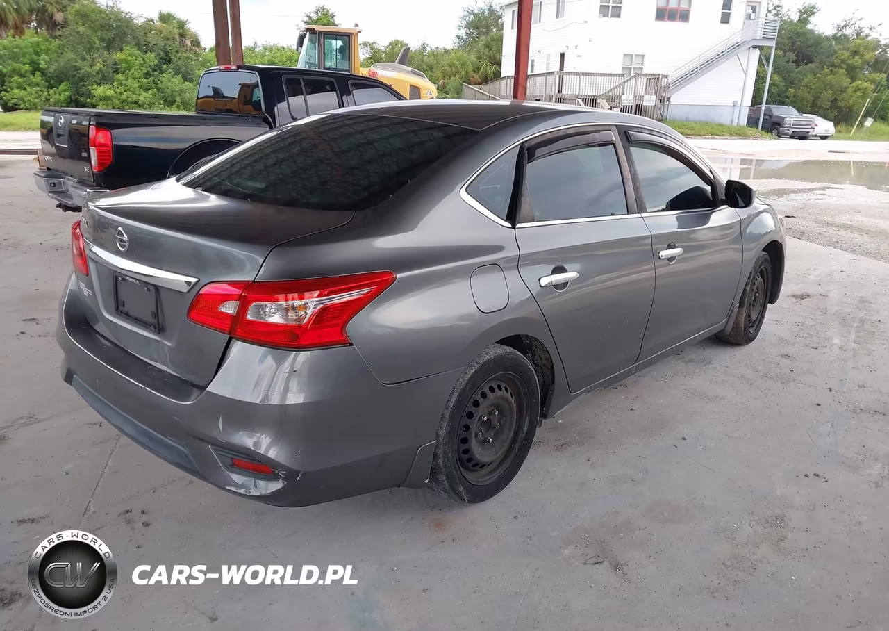 2017 Nissan Sentra S VIN:3N1AB7AP2HY259368 - 4