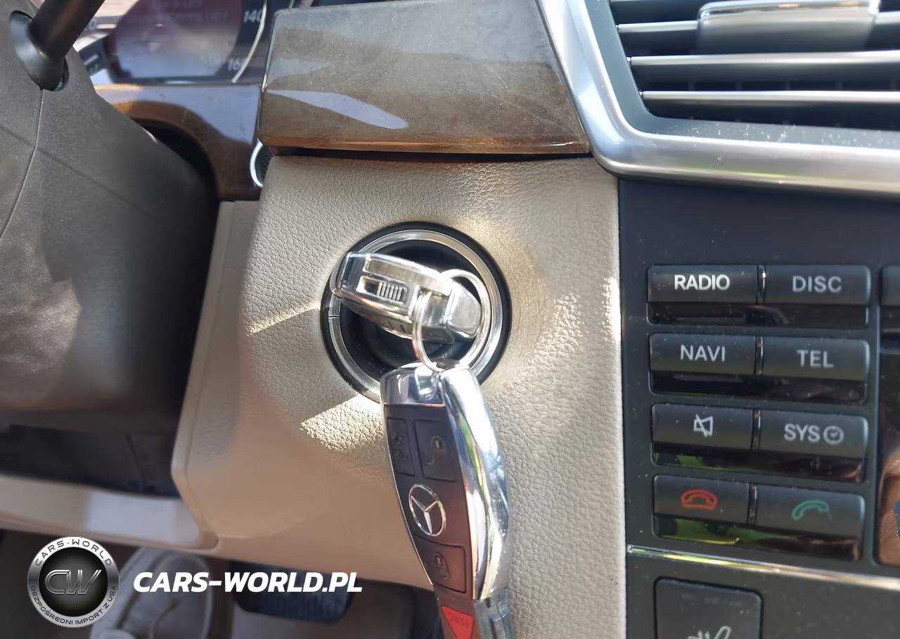 2010 Mercedes-Benz E 350 VIN:WDDHF5GB6AA246963 - 11
