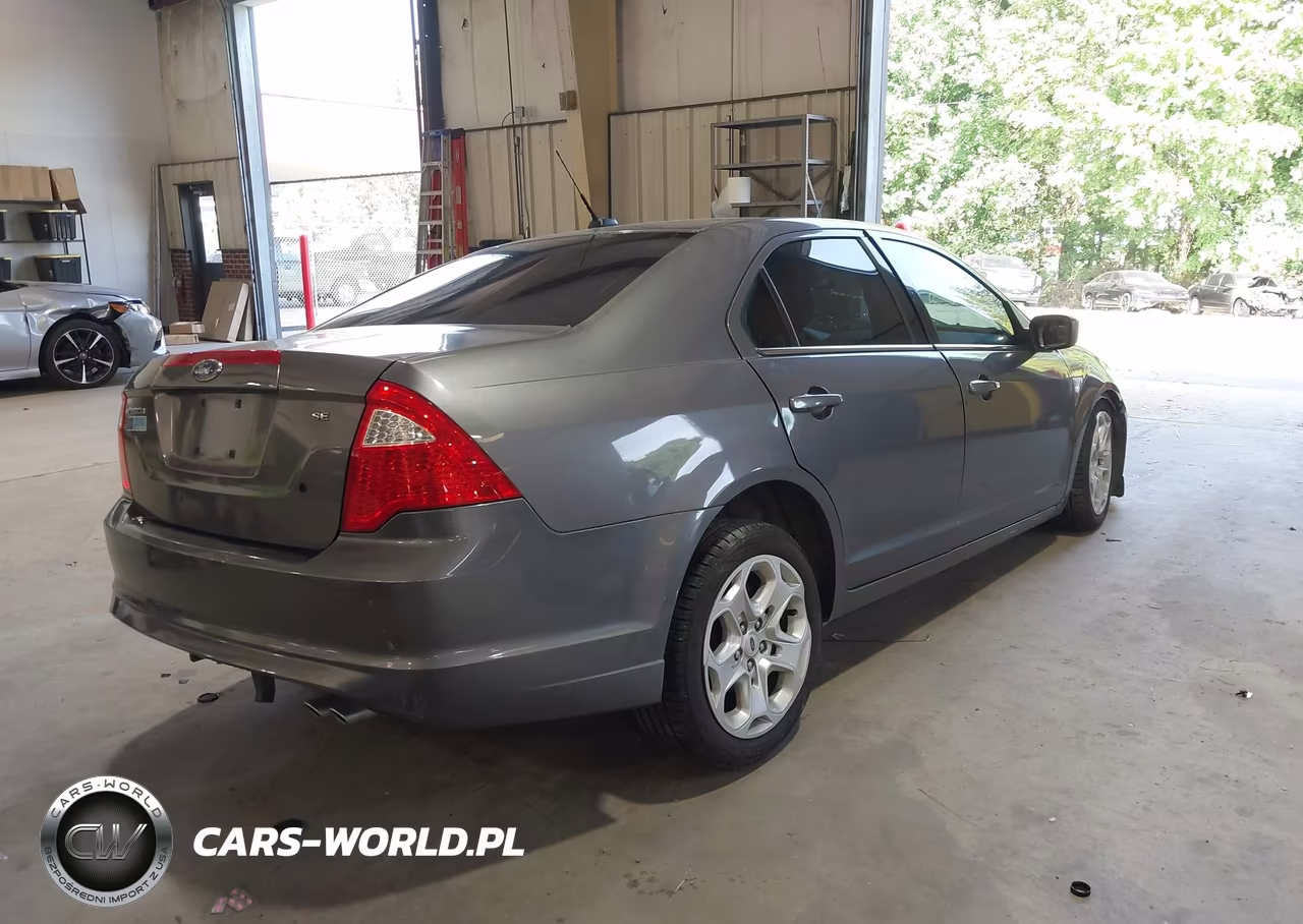 2010 Ford Fusion Se VIN:3FAHP0HA5AR256783 - 4