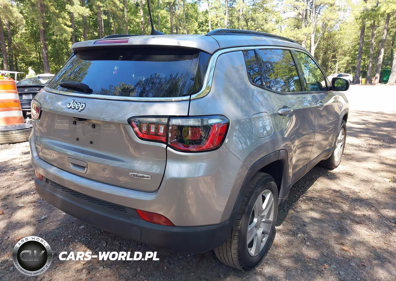 2022 Jeep Compass Latitude Fwd VIN:3C4NJCBB7NT138812 - 4