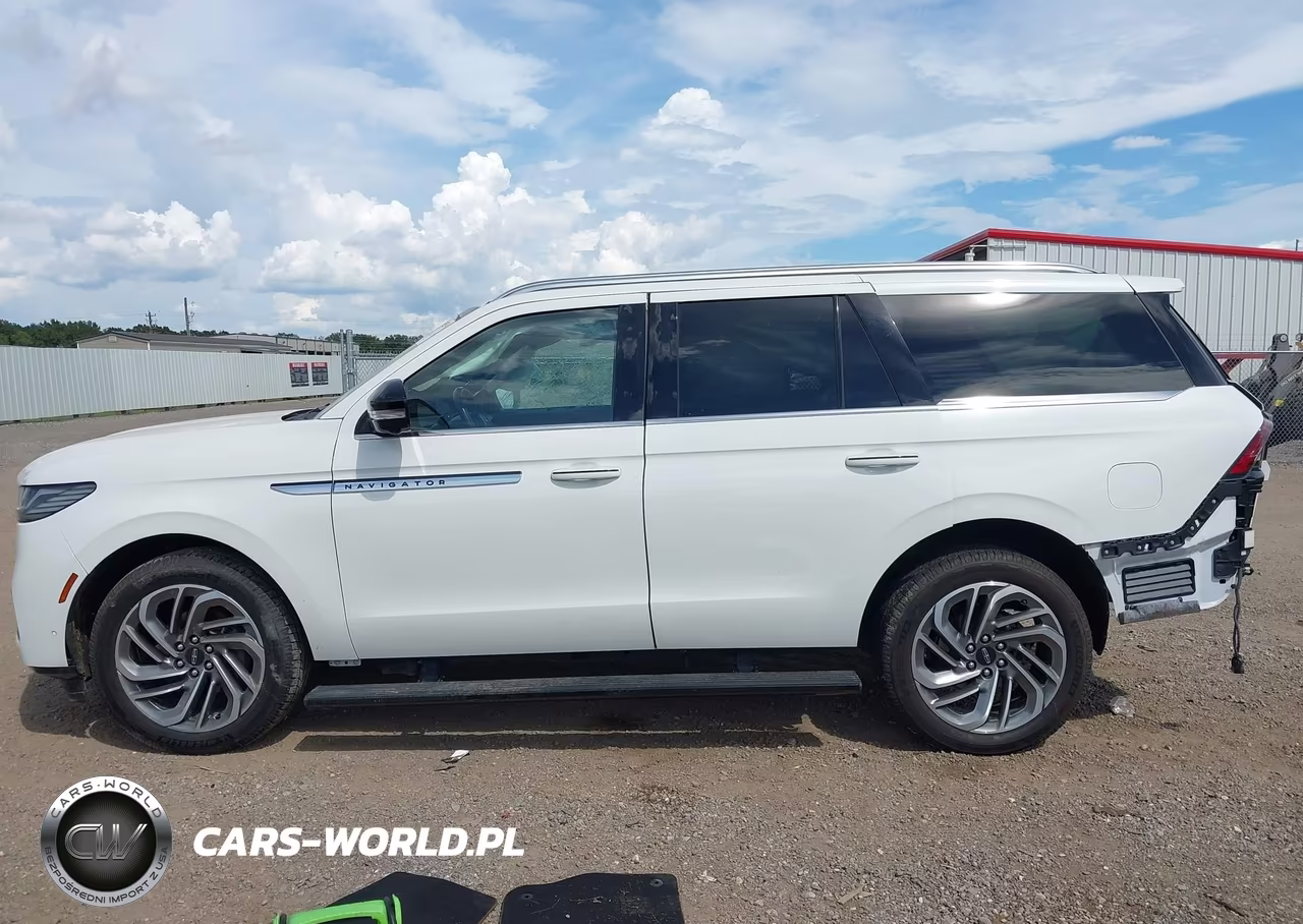 2025 Lincoln Navigator Reserve VIN:5LMJJ2LG3SEL05318 - 15