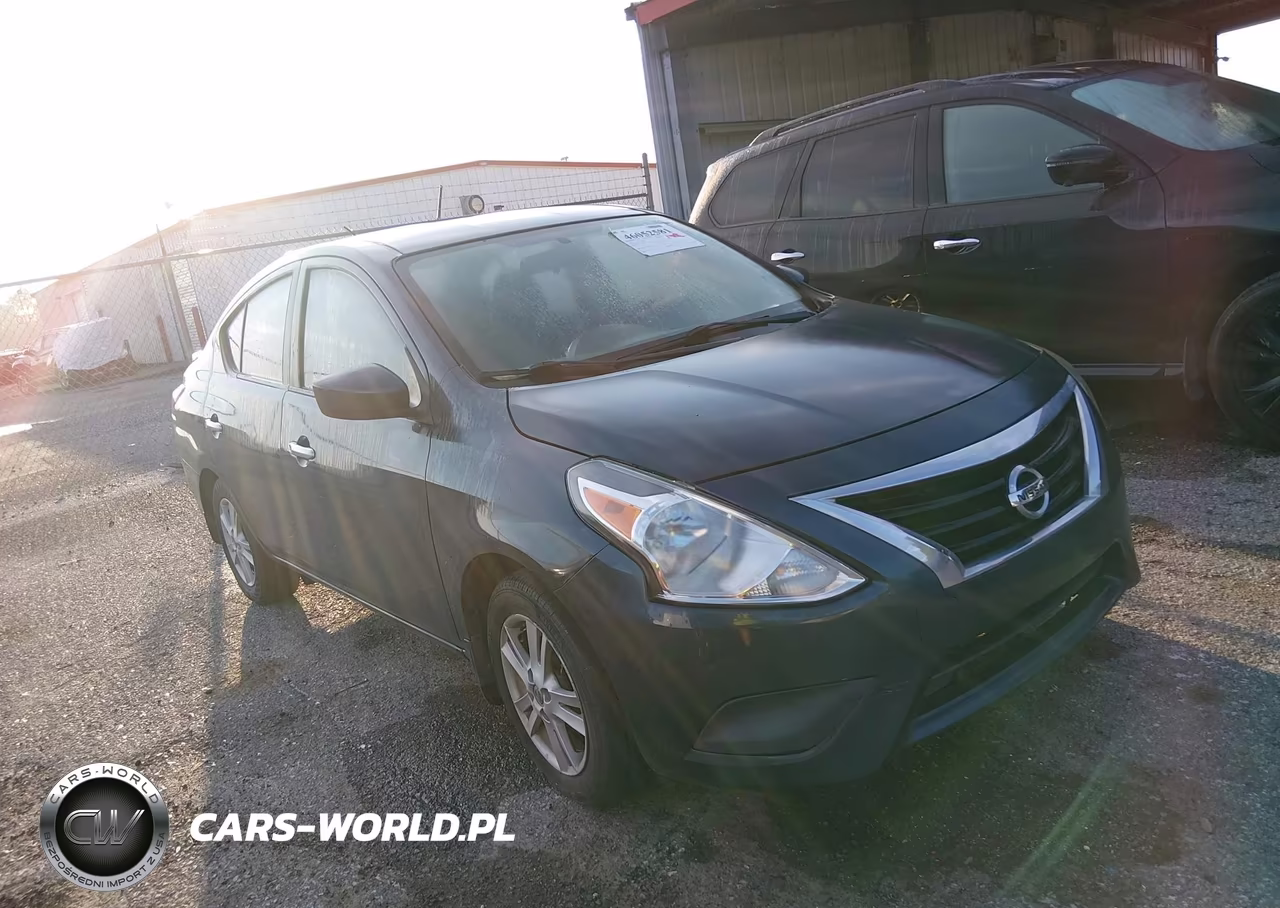 2015 Nissan Versa 1.6 Sv