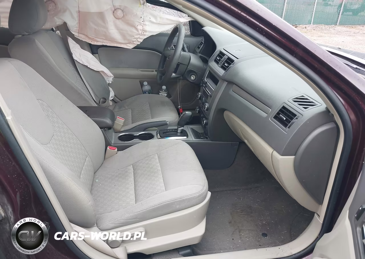 2011 Ford Fusion Se VIN:3FAHP0HA9BR213811 - 5