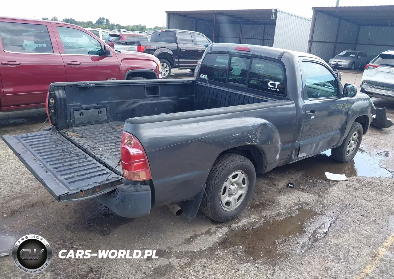 2010 Toyota Tacoma VIN:5TENX4CN0AZ748233 - 4