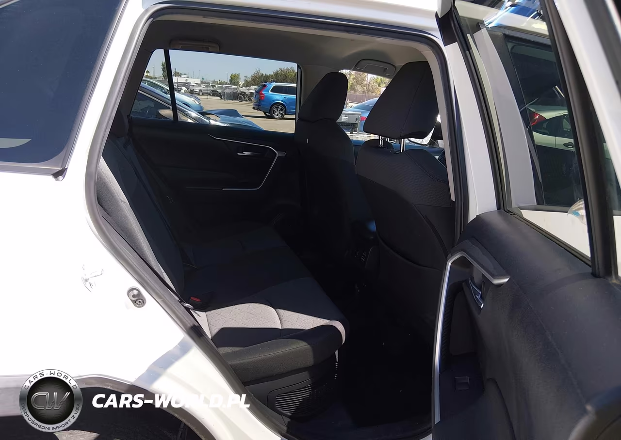 2020 Toyota Rav4 Hybrid Xle VIN:2T3RWRFV8LW069354 - 8