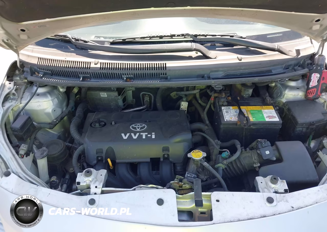 2008 Toyota Yaris VIN:JTDBT923X81213037 - 10