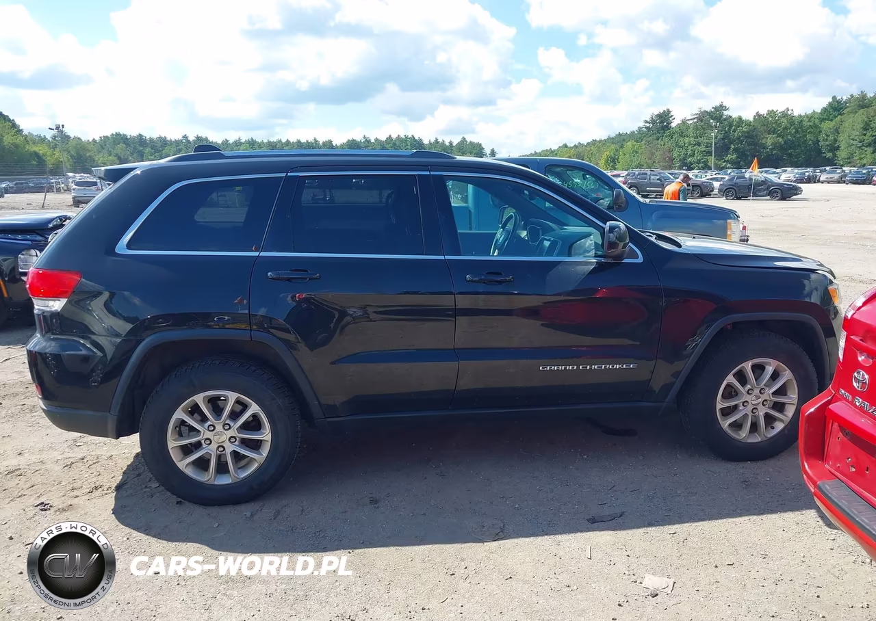2016 Jeep Grand Cherokee Laredo VIN:1C4RJFAG3GC441231 - 13