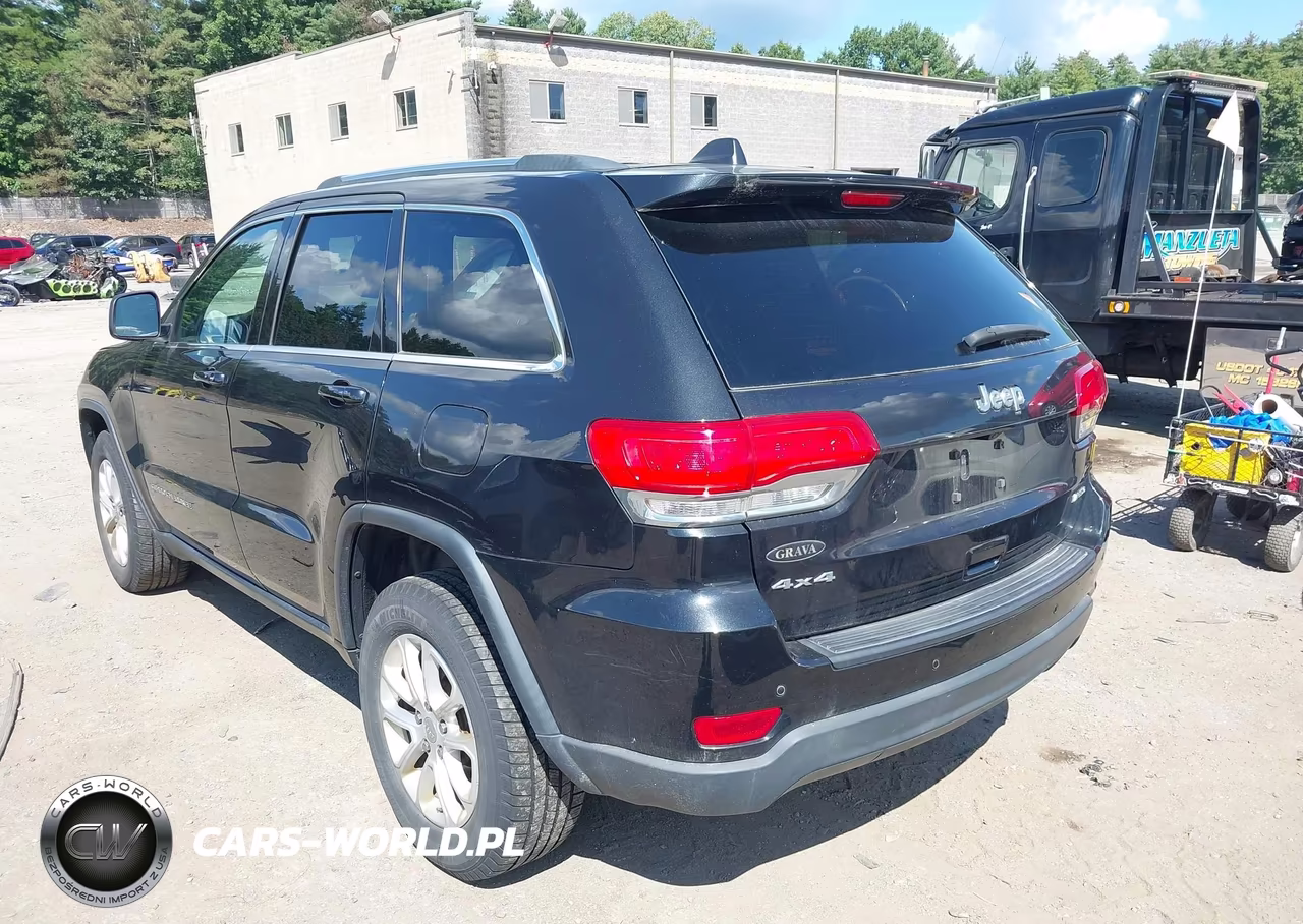 2016 Jeep Grand Cherokee Laredo VIN:1C4RJFAG3GC441231 - 3