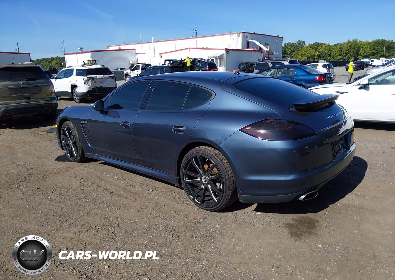 2011 Porsche Panamera 4 VIN:WP0AA2A70BL018203 - 3