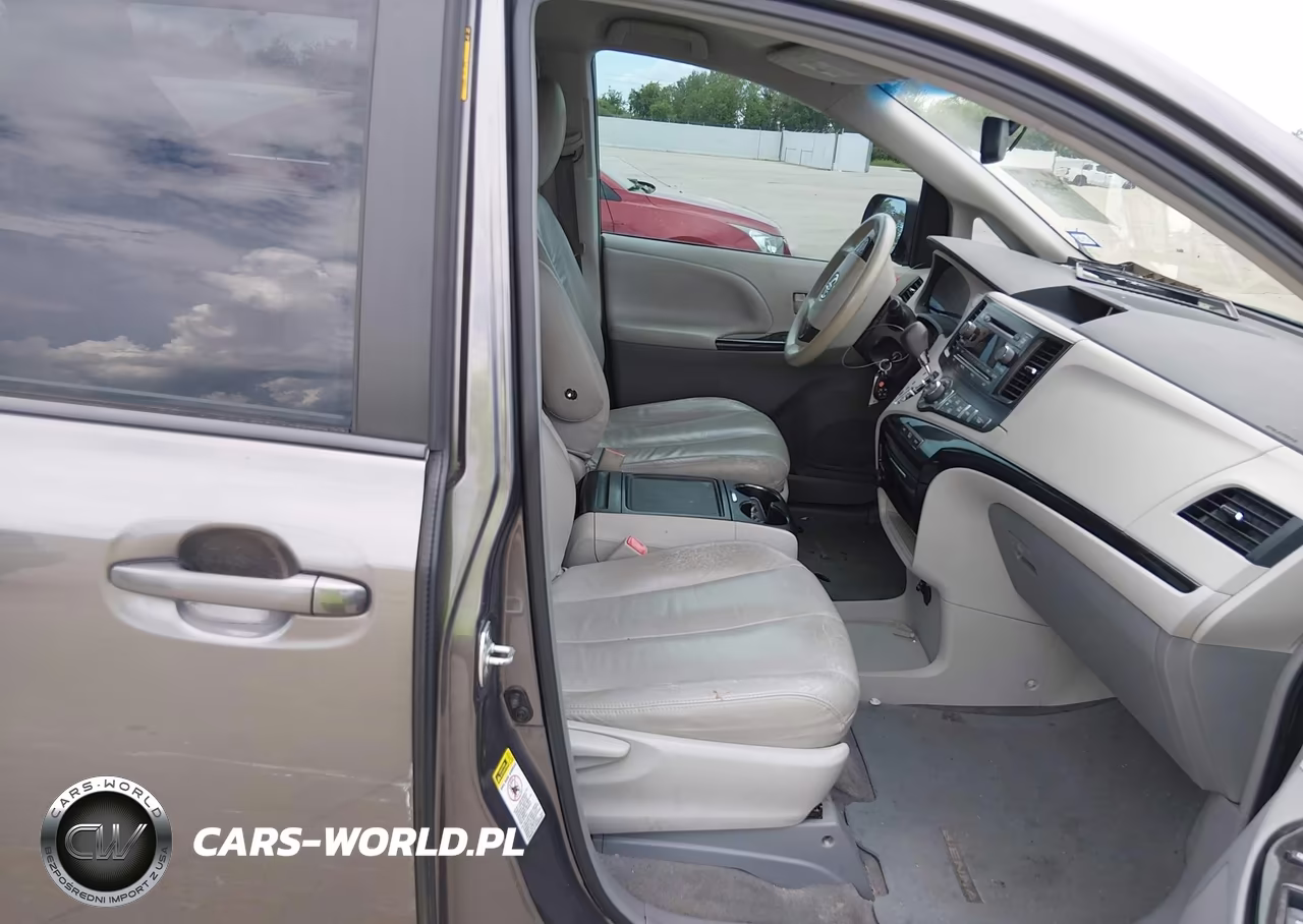 2014 Toyota Sienna Le V6 8 Passenger VIN:5TDKK3DC0ES426266 - 5